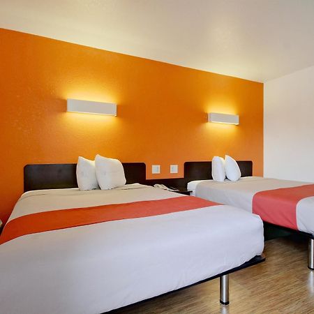 Motel 6-Miami, Fl Doral Ngoại thất bức ảnh